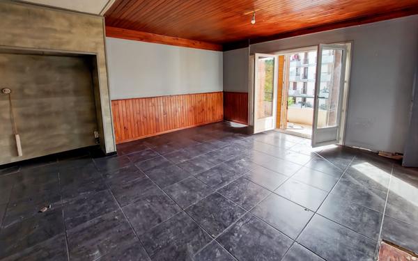 Maison à vendre    11 pièces •  Manosque