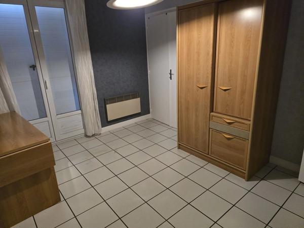 Vente                                                      Maison
                        
                     6 pièces                      183 m2                     à Vergongheon