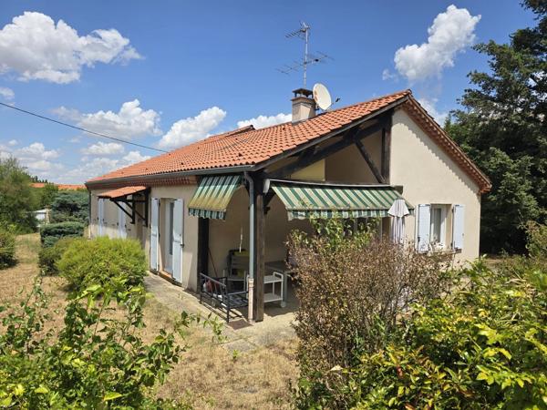 Vente                                                      Maison
                        
                     6 pièces                      183 m2                     à Vergongheon
