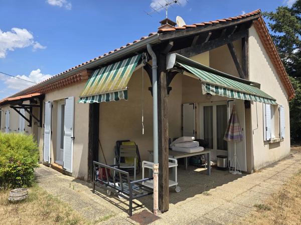 Vente                                                      Maison
                        
                     6 pièces                      183 m2                     à Vergongheon