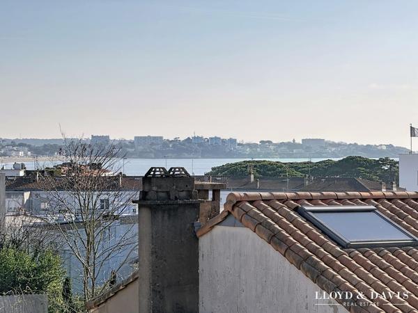 Maison de ville 185 m² + sous-sol au coeur de Royan