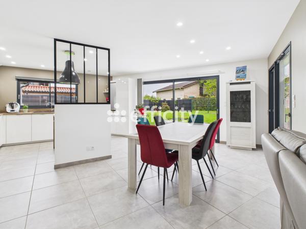 Maison 5 pièces - 142 m² Exclusivité efficity