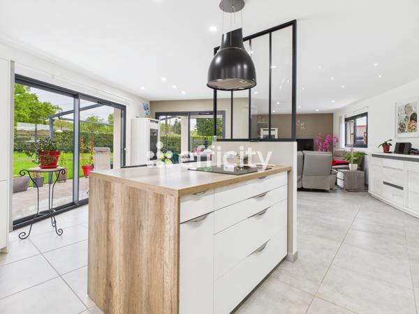 Maison 5 pièces - 142 m² Exclusivité efficity