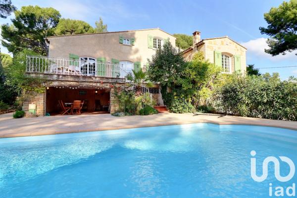 Maison à vendre 5 pièces 198 m² La Ciotat