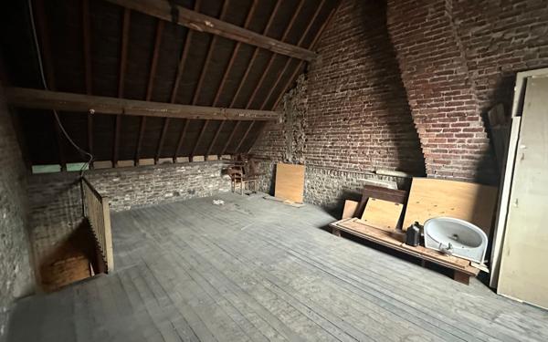 Maison à vendre    3 pièces •  Estaires