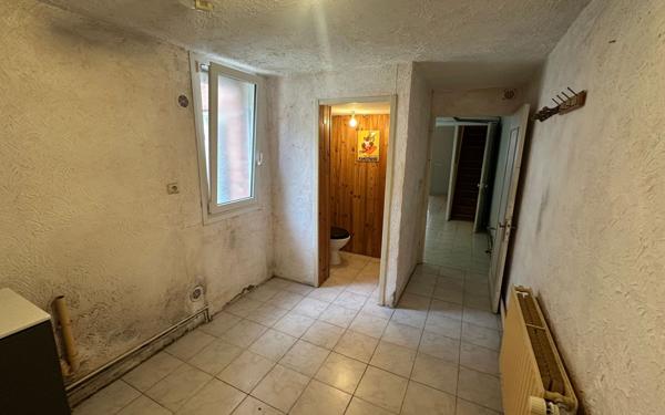 Maison à vendre    3 pièces •  Estaires