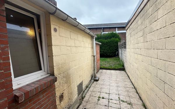 Maison à vendre    3 pièces •  Estaires