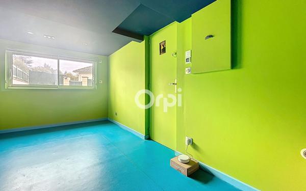 Maison à vendre    6 pièces •  Isle