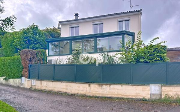 Maison à vendre    6 pièces •  Isle