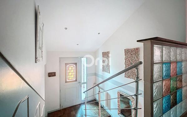 Maison à vendre    6 pièces •  Isle