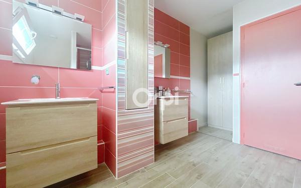 Maison à vendre    6 pièces •  Isle