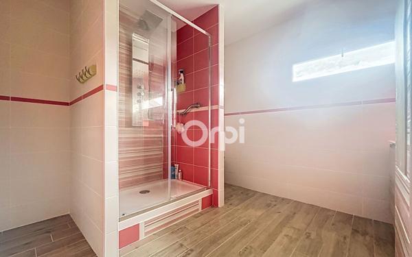 Maison à vendre    6 pièces •  Isle