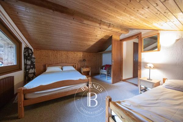 Essert-Romand, Immeuble 14 Chambres -  548 m² à vendre
