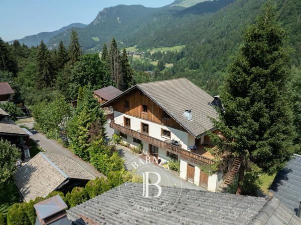 Essert-Romand, Immeuble 14 Chambres -  548 m² à vendre