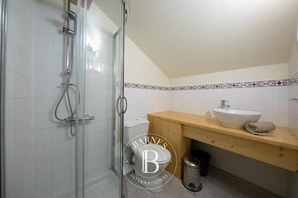 Essert-Romand, Immeuble 14 Chambres -  548 m² à vendre