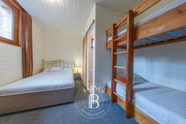 Essert-Romand, Immeuble 14 Chambres -  548 m² à vendre