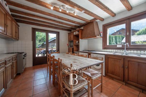 Essert-Romand, Immeuble 14 Chambres -  548 m² à vendre