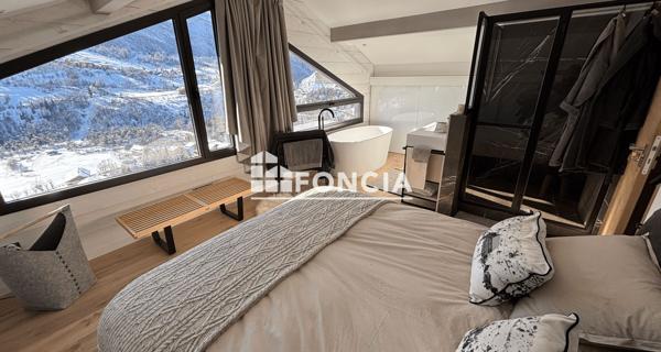 À vendre Maison 6 pièces 140 m² - Allos 04260