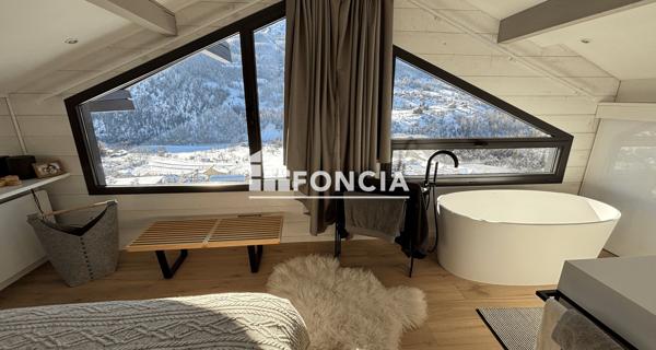 À vendre Maison 6 pièces 140 m² - Allos 04260