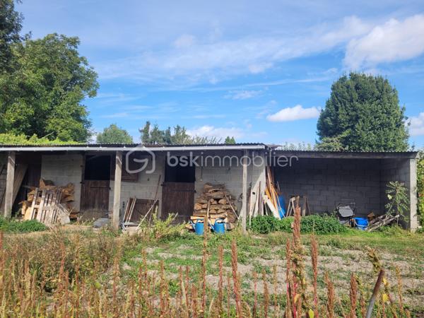 Terrain de 1 457 m²