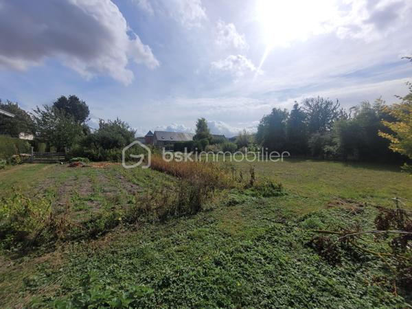 Terrain de 1 457 m²