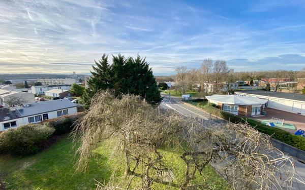 Appartement à vendre    2 pièces • 40,68 m2 Boussy-Saint-Antoine