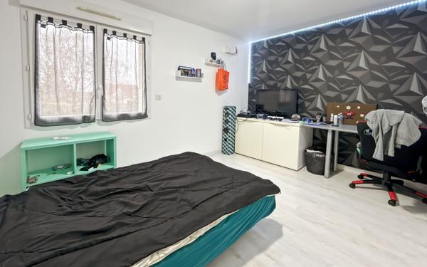 Maison à vendre    4 pièces • 110,75 m2 Ingré