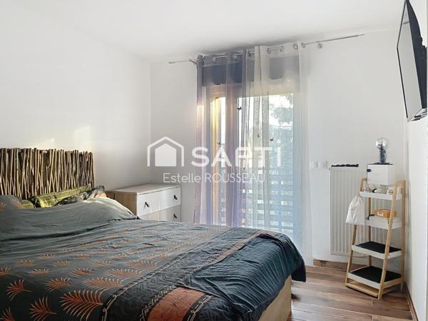 Appartement 106m²,Terrasse vue dégagée, métro 11