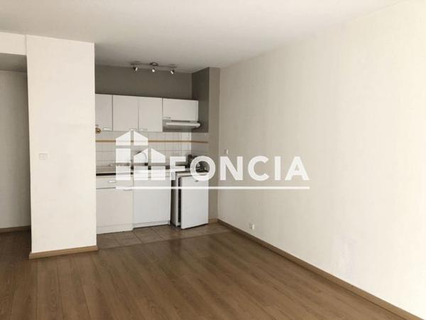 Location Appartement 2 pièces 42.07 m² - 112 RUE PAUL BELLAMY Nantes 44000