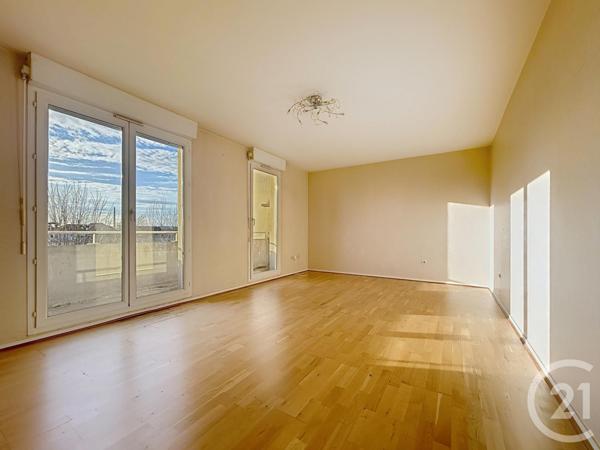 Appartement F4 à vendre  4 pièces - 83,85 m2 MELUN - 77