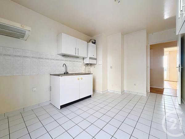 Appartement F4 à vendre  4 pièces - 83,85 m2 MELUN - 77