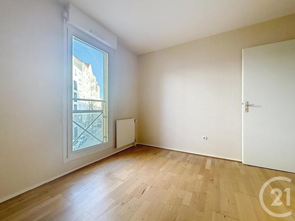 Appartement F4 à vendre  4 pièces - 83,85 m2 MELUN - 77
