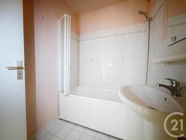 Appartement F4 à vendre  4 pièces - 83,85 m2 MELUN - 77