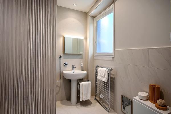 INVESTISSEURS Studio 2 pièce(s) 32 m² Rue d'Italie, Prefecture - BAIL EN COURS