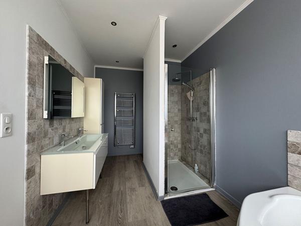 A vendre superbe Maison contemporaine sur la commune de Boulazac Isle Manoire