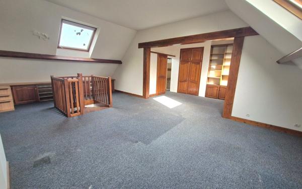 Maison à vendre    3 pièces •  Jouy-le-Châtel