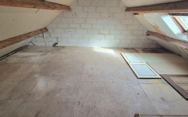 Maison à vendre    3 pièces •  Jouy-le-Châtel