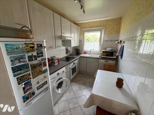 LIVRY-GARGAN APPARTEMENT T4 AVEC CAVE ET GARAGE