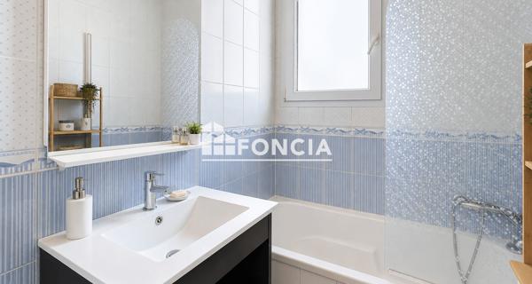 À vendre Maison 5 pièces 99 m² - Lisieux 14100