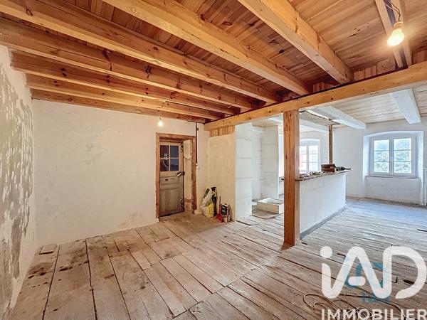 Immeuble à vendre 208 m² Fix-Saint-Geneys