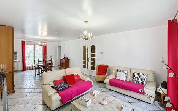 Maison à vendre    5 pièces • 120 m2 Roissy-en-Brie