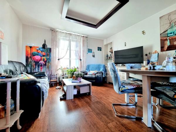 Immeuble 8 pièces 202 m² à vendre à TINCHEBRAY (61)