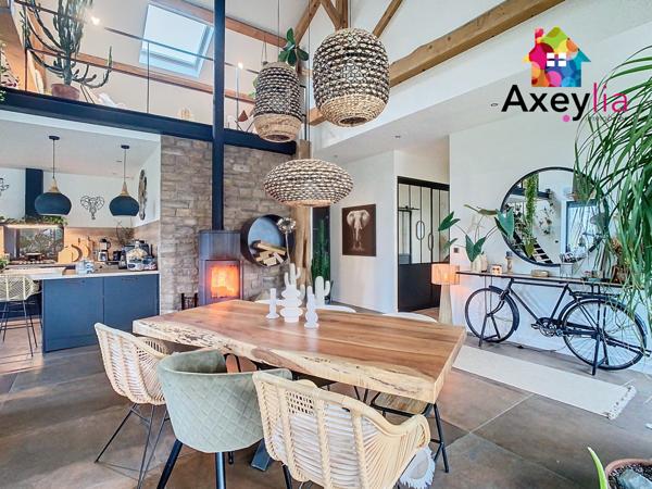 Perreux (42120) A VENDRE - PERREUX - PROPRIÉTÉ DE 3,3ha AVEC ANCIEN CUVAGE RÉNOVÉ, DÉPENDANCES, GRANGE AMÉNAGÉE ET PISCINE