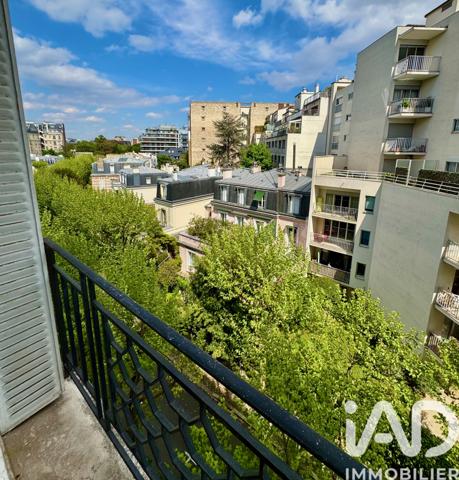 Location appartement 1 pièce 32 m² Paris 16