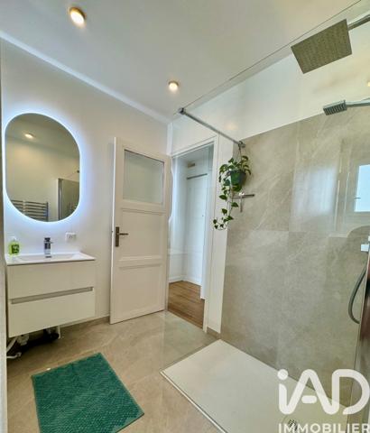 Location appartement 1 pièce 32 m² Paris 16