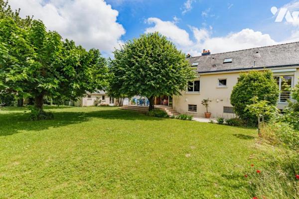 MAISON TRADITIONNELLE DE QUALITE BEAU JARDIN ARBORE