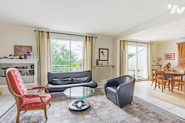 MAISON TRADITIONNELLE DE QUALITE BEAU JARDIN ARBORE