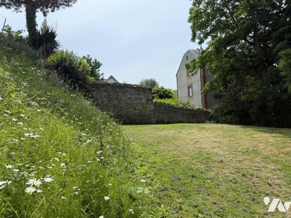 Granville - Maison avec terrain en zone constructible