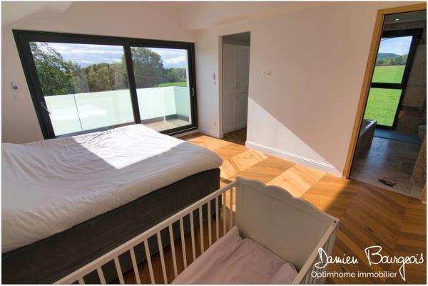 Maison individuelle avec appartement indépendant sur une parcelle de près de 1100 m2