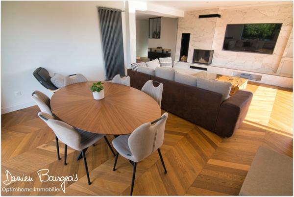 Maison individuelle avec appartement indépendant sur une parcelle de près de 1100 m2